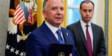 المبعوث الأمريكي قد يتوجه للشرق الأوسط الأحد