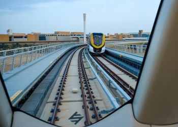 السعودية : مترو الرياض يستقبل أول ركابه