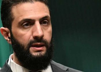 الشرع يكلف لجنة من ٧ أعضاء لصياغة الدستور