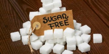 مفاجأة حول الأطعمة الخالية من السكر.. تجعلك أكثر جوعاً