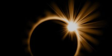 كسوف للشمس في نهاية رمضان