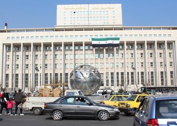 سوريا توقف طباعة عملتها في روسيا وتتوجه إلى الاتحاد الأوروبي