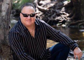 قطب الفن ميشيل طحان يطلق أغنية “سبحان من صور” احتفاءً بتراث حلب الفني