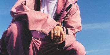 إد شيران يقدم أغنيته الجديدة المليئة بالحياة “Azizam”