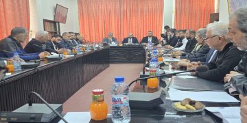 وزير الطاقة يبحث واقع العمل  مع كوادر شركة مصفاة بانياس .