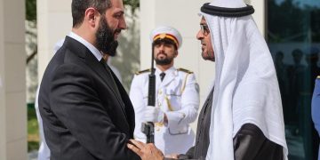 الرئيس الشرع يجري اتصالاً مع الشيخ محمد بن زايد لبحث تطورات العلاقات السورية الإماراتية