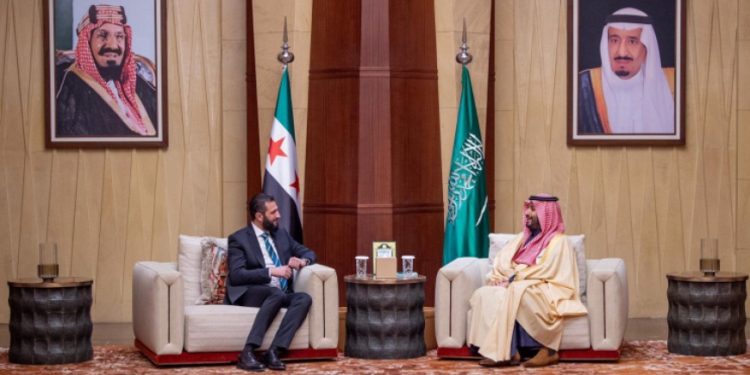 السعودية تدعم وحدة سورية واستقرارها .