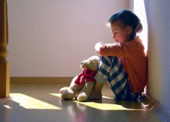 تأثير الطفولة القاسية على الدماغ