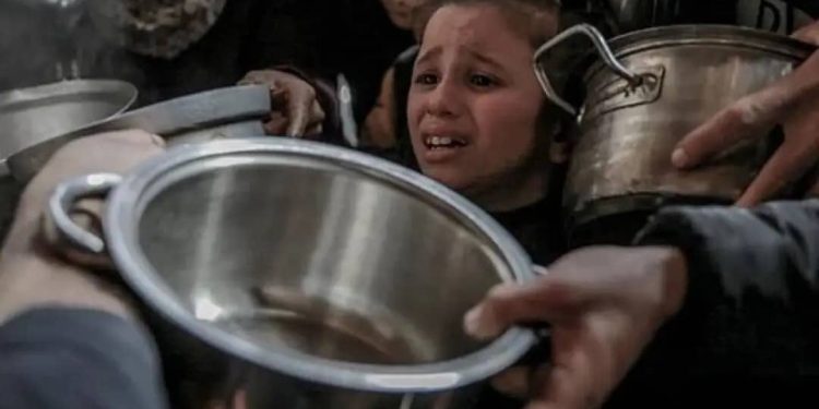 مادام الخير فينا ..