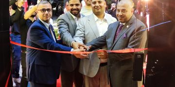 مجموعة (V22 Auto) تفتتح أحدث صالات عرضها للسيارات الفاخرة بالشيخ زايد