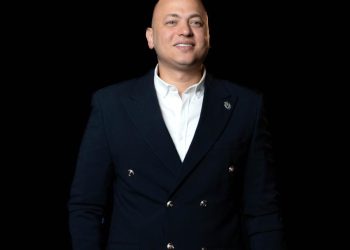 د. الحجّار يعيد الثقة والابتسامة لمرضاه بخبرة علمية وعملية متكاملة
