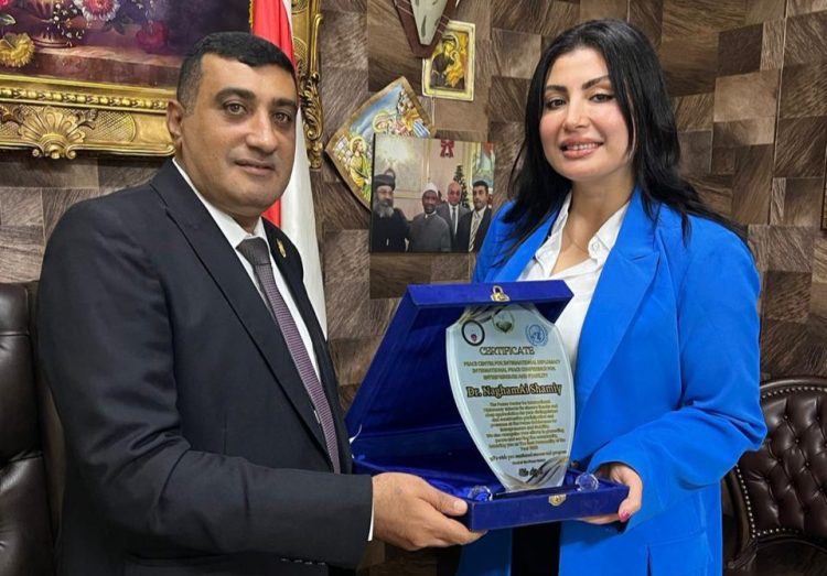 نغم الشامي تتوَّج بلقب أفضل دكتورة تجميل لعام 2025 وتخطف الأنظار في مؤتمر السلام الدولي