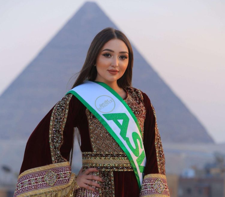 أميرة عبادي تتوّج بلقب “ملكة جمال العرب فلسطين 2025” وتمثل آسيا بمسابقة “ملكة جمال العرب للقارات” بالقاهرة