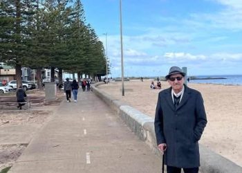 حين نكبر فجأة