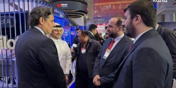 وفد وزارة الإعلام السورية يشارك في جلسة حوارية ضمن قمة الويب قطر 2026