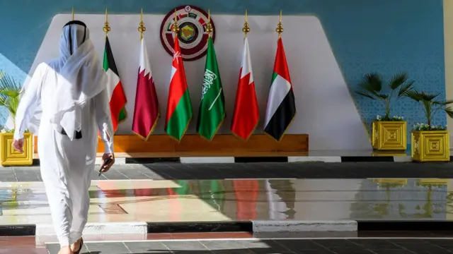 دول الخليج قوة ضغط لتحقيق السلام