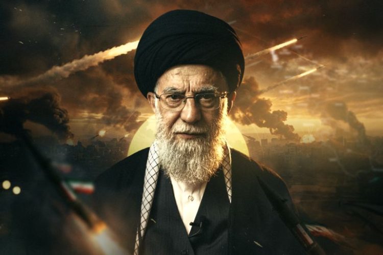سر الوصفة السحرية التي اعتمدتها امريكا واسرائيل لتصفية خامنئي وكبار قادة إيران دفعة واحدة