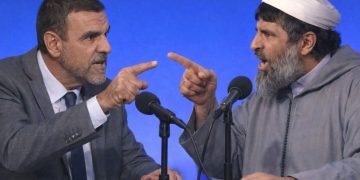 القانون المغربي بمنع زعزعة عقيدة المسلمين