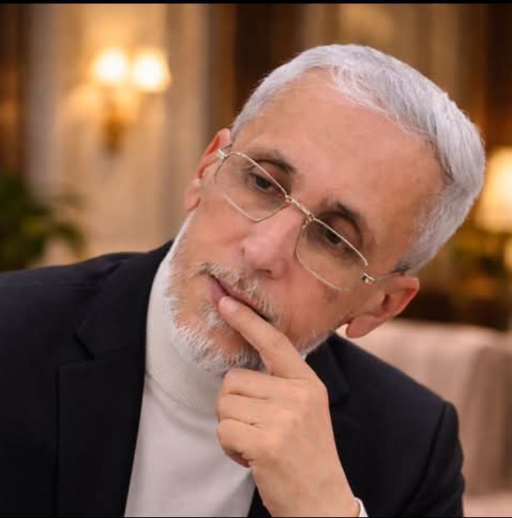 وأنت تمشط شعرها بقلم الأديب حيدر الأديب