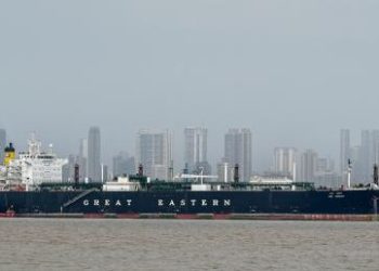 مضيق هرمز بوابة مدفوعة… ورقة لتعويض خسائر إيران