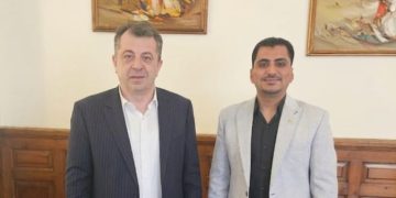 السفير الأرميني بالقاهرة يستقبل رجل الأعمال عبدالوهاب كرم الحلوي